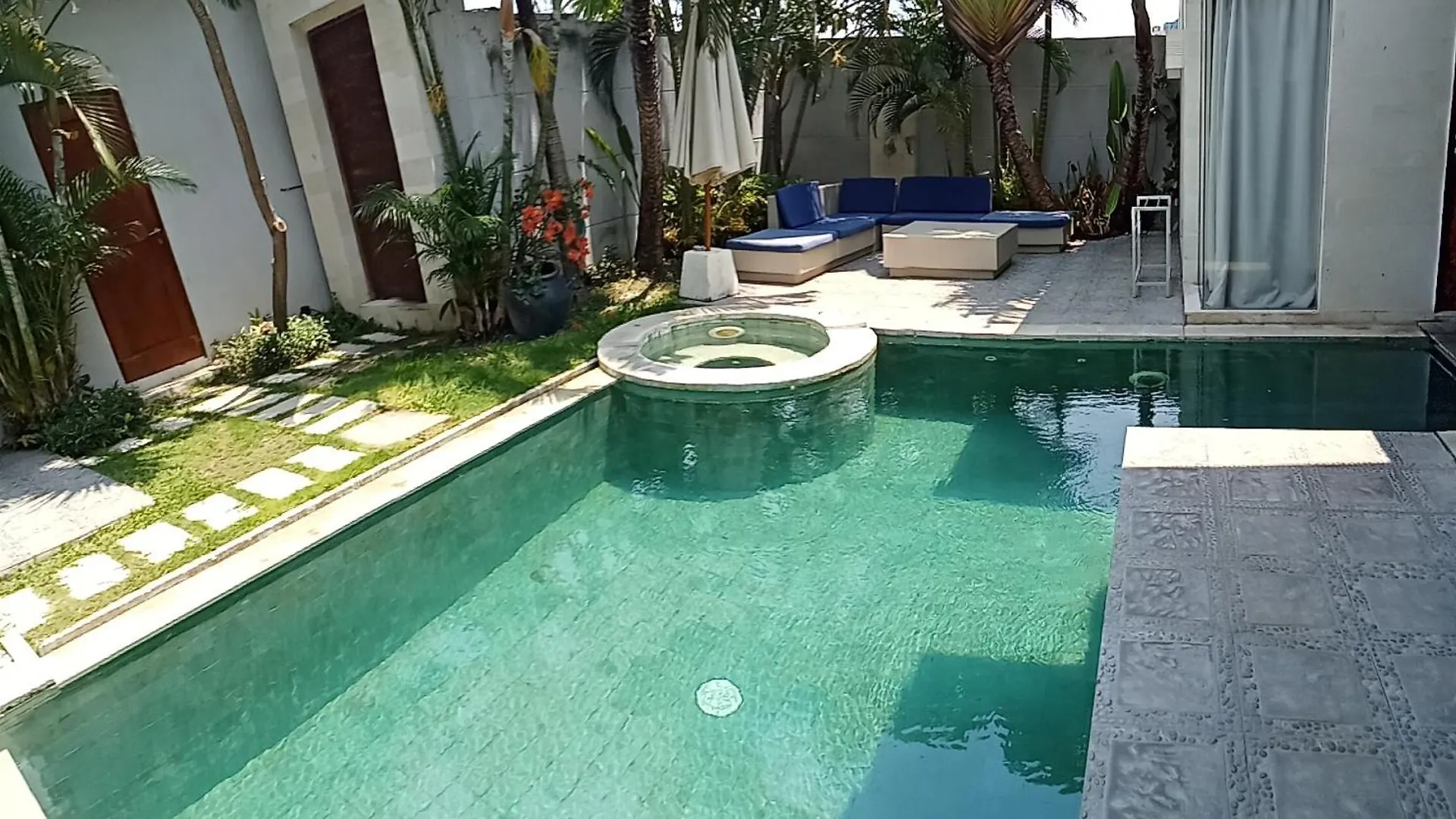 Villa Kmea 4 Seminyak  Indonesia