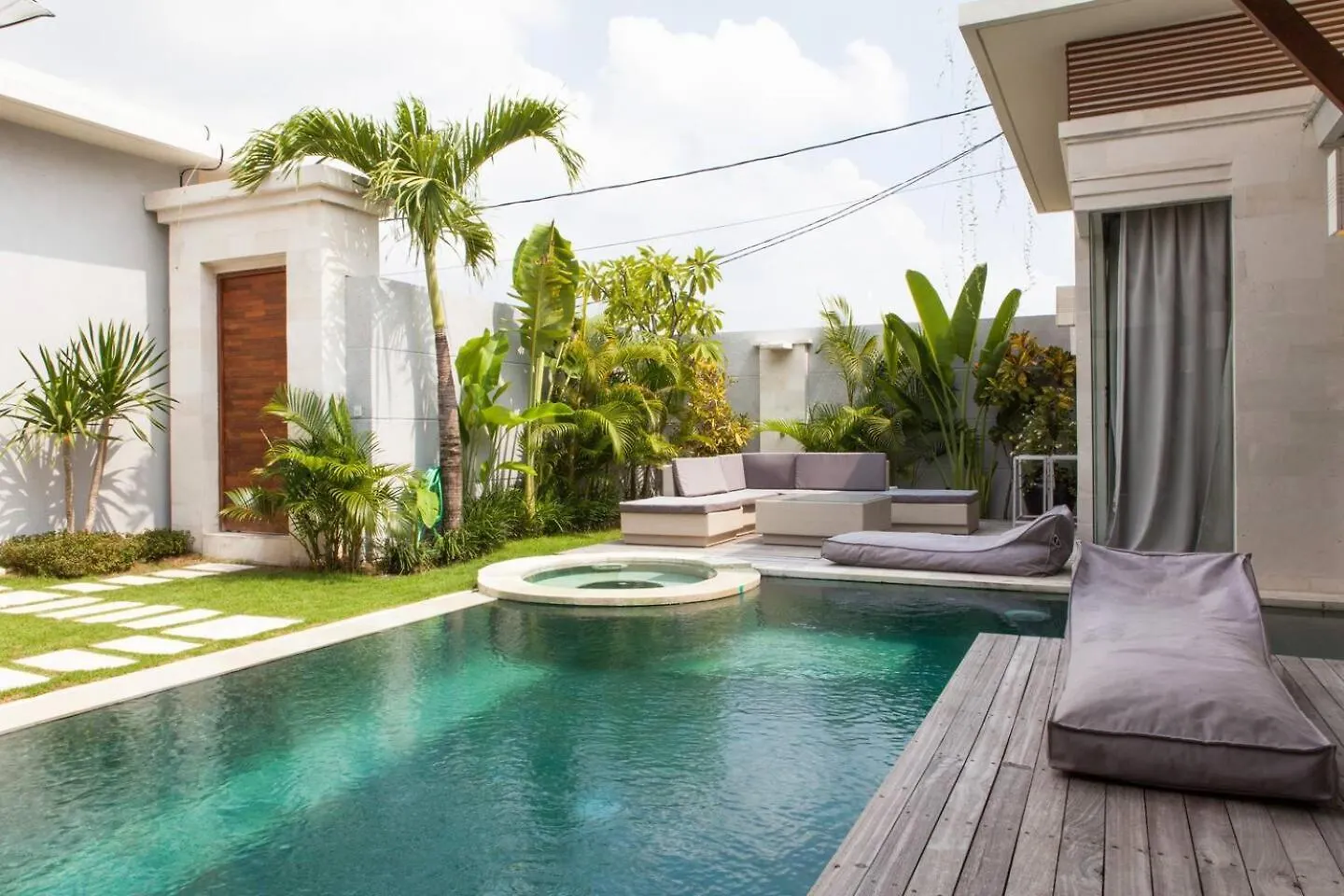 Villa Kmea 4 Seminyak  Seminyak (Bali)